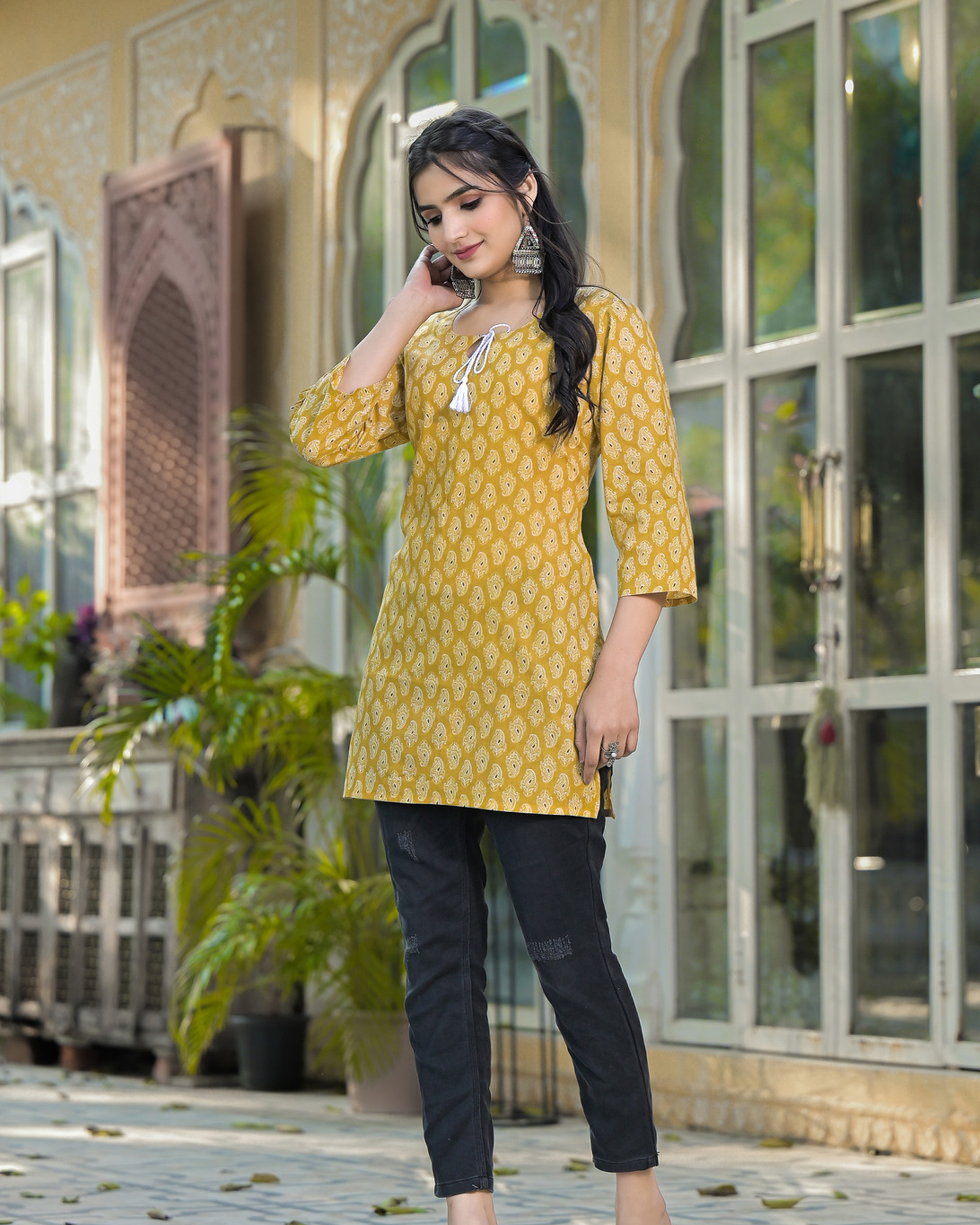 Short Kurti