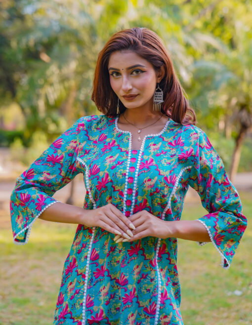 Women Pure Cotton Kurta, Trouser/Pant Set - Image 3