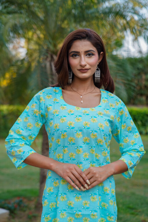 Women Pure Cotton Kurta, Trouser/Pant Set (Turquoise Green Color) - Image 4