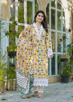 Pakistani Lace Kurta Set Jaipur