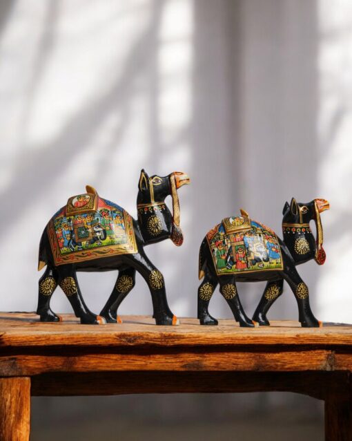 Majestic Caravan Hand-Painted Wooden Black Camel Set - Image 3