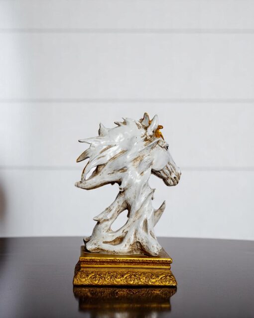 Polyresin Horse Head Figurine for Table Display - Image 4