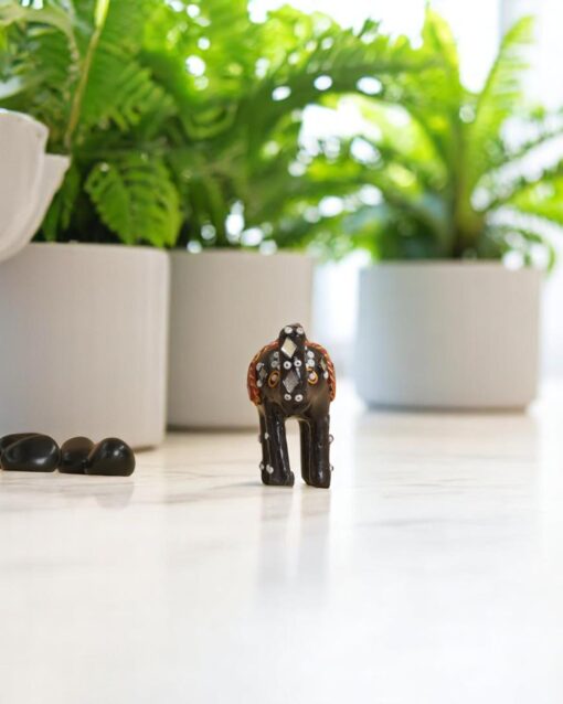 Elegant Red Lac Elephant Showpiece - Image 2