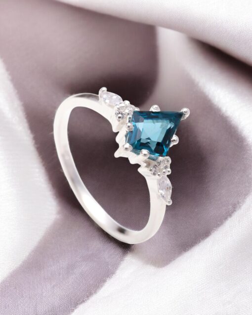 Natural London Blue Topaz 925 Sterling Silver Ring - Image 3