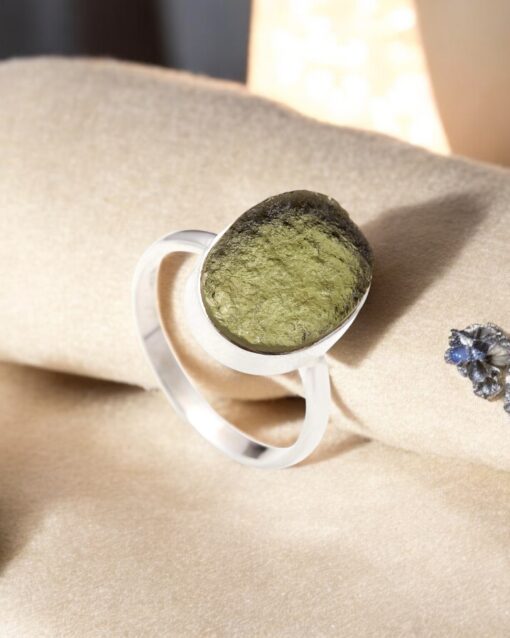 Natural Beautiful Moldavite 925 Sterling Silver Ring - Image 3
