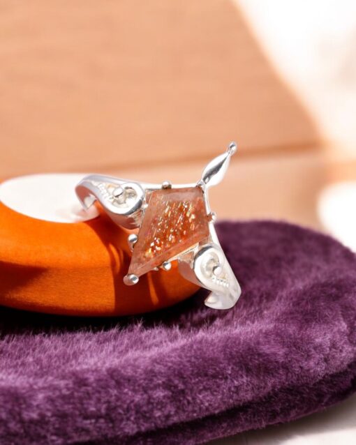 Natural Sunstone Sterling Silver Ring - Image 2