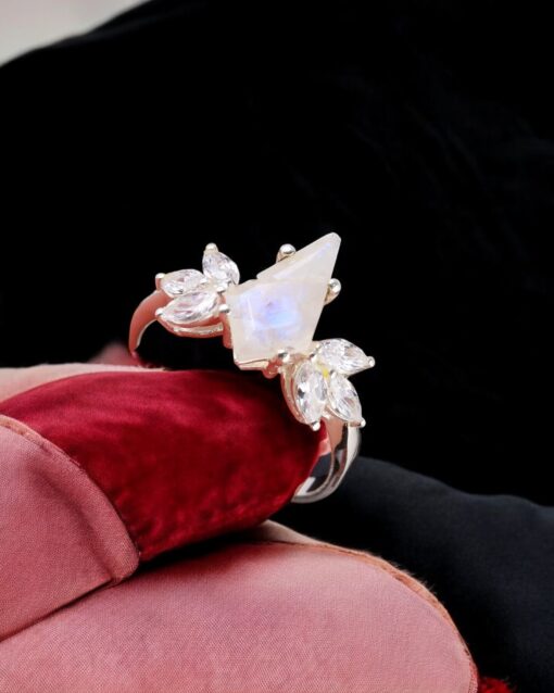 Natural Rainbow Moonstone 925 Sterling Silver Ring - Image 3
