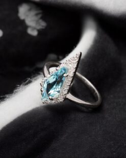 Natural Sky Blue Topaz 925 Sterling Silver Ring
