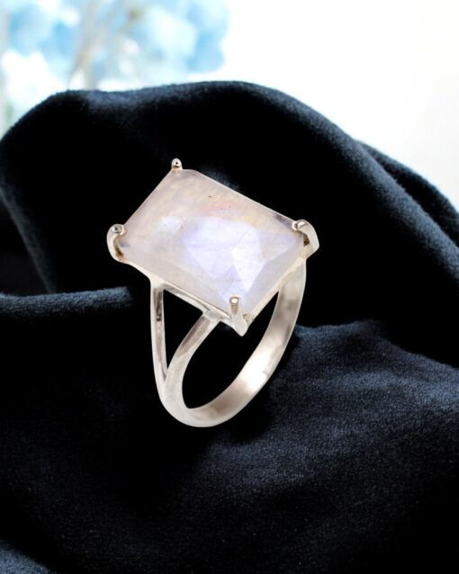Natural Rainbow Moonstone 925 Sterling Silver Ring - Image 3