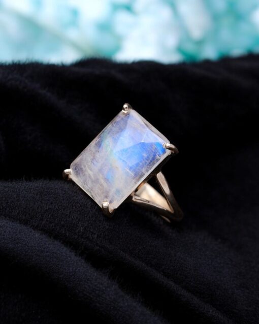 Natural Rainbow Moonstone 925 Sterling Silver Ring - Image 4