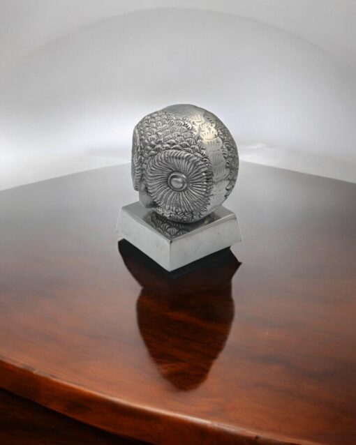 Stylish Iron Owl Statue with Silver Polish for Contemporary Spaces - Image 3